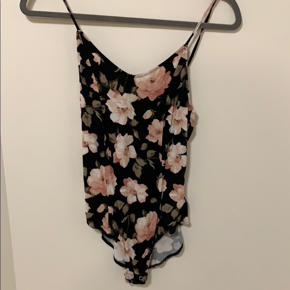 Floral ribbed body suit soft & sexy AE